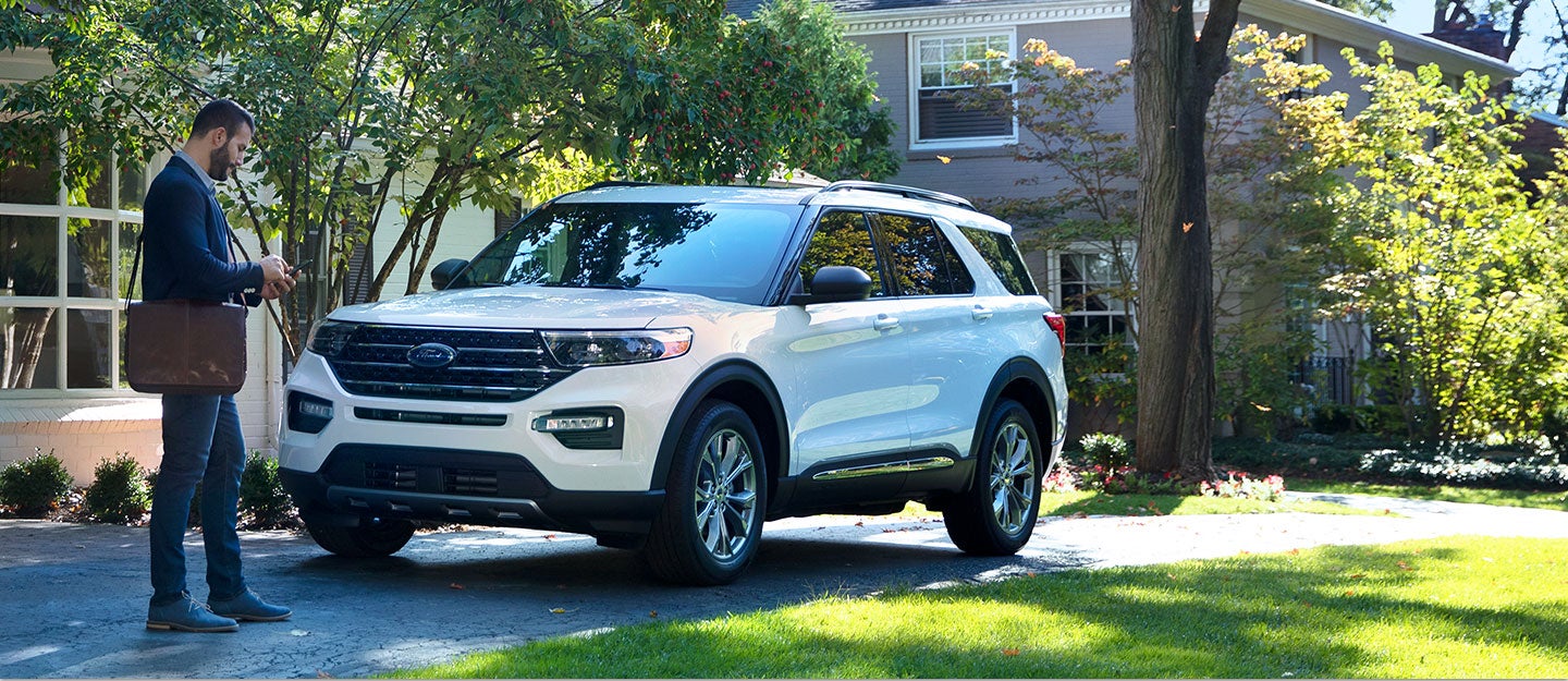 Coconut Point Ford in Estero FL