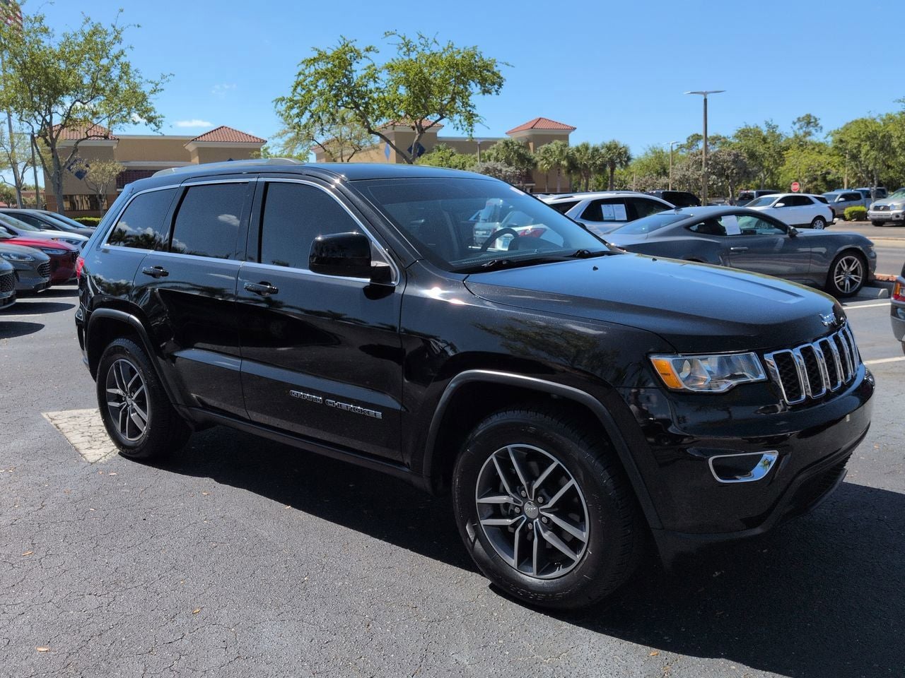 2018 Jeep Grand Cherokee Laredo E