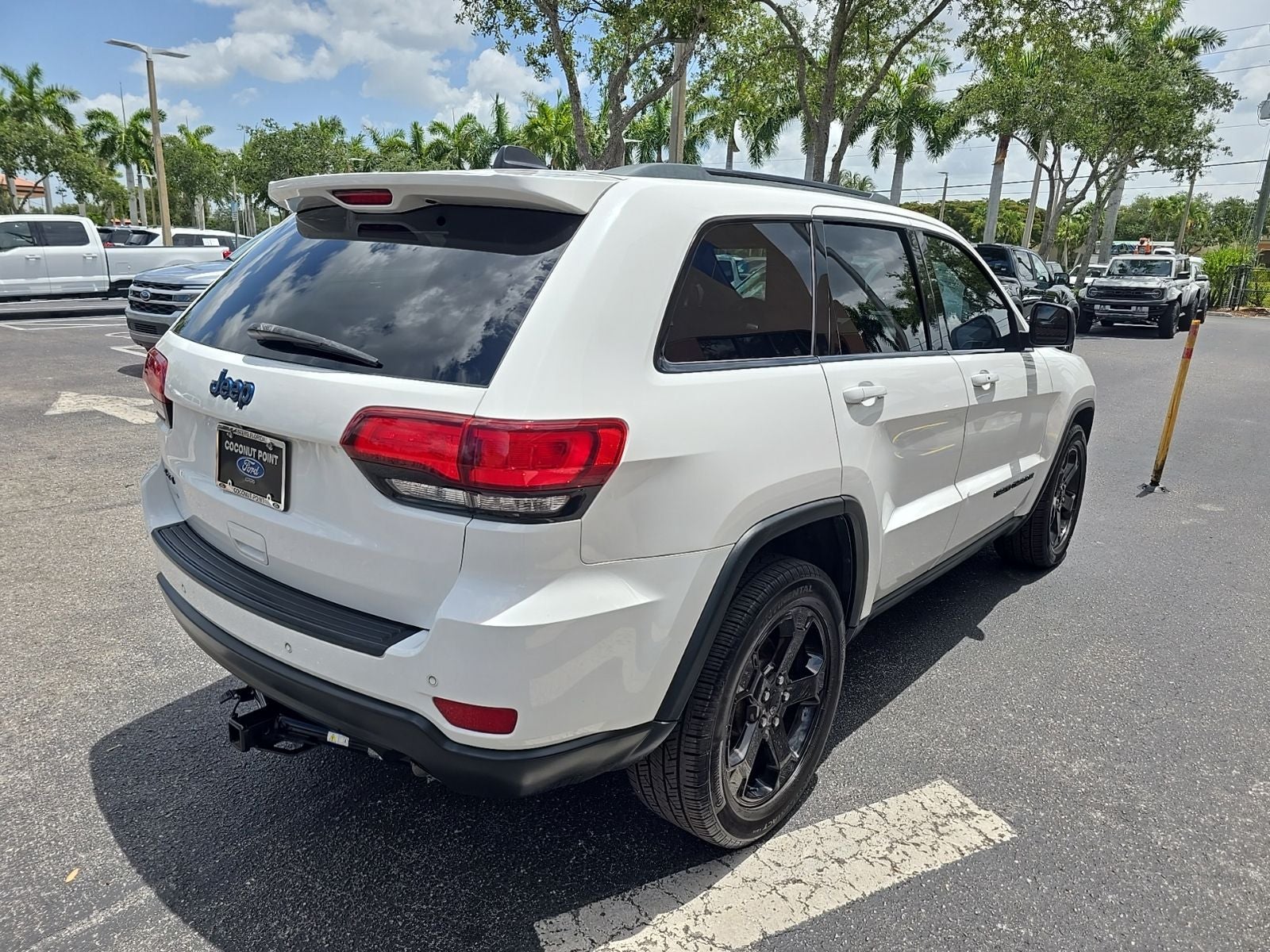 2019 Jeep Grand Cherokee Laredo