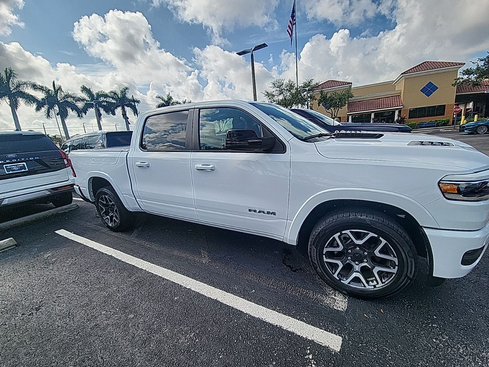 2025 RAM 1500 Laramie