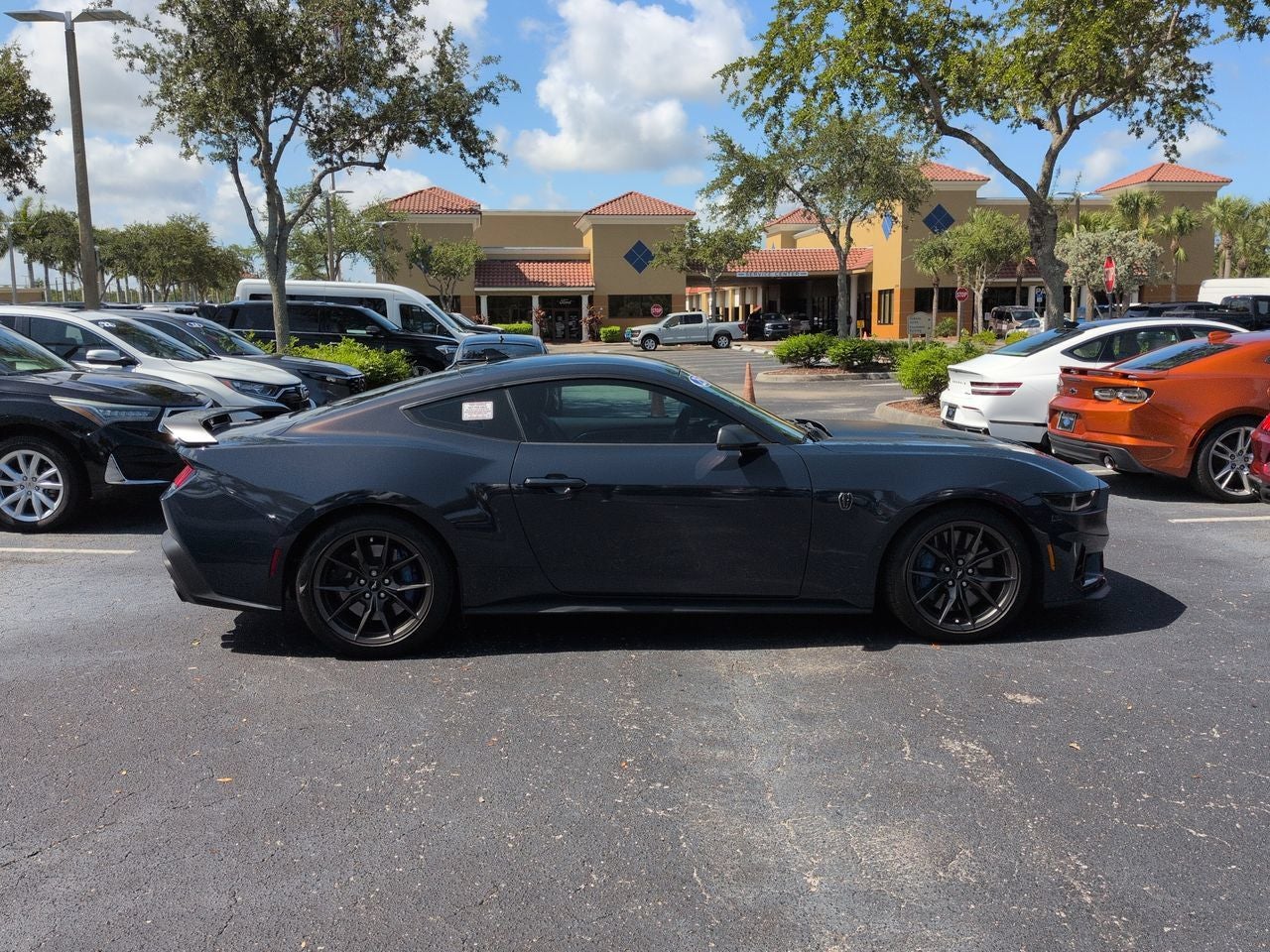 2025 Ford Mustang Dark Horse