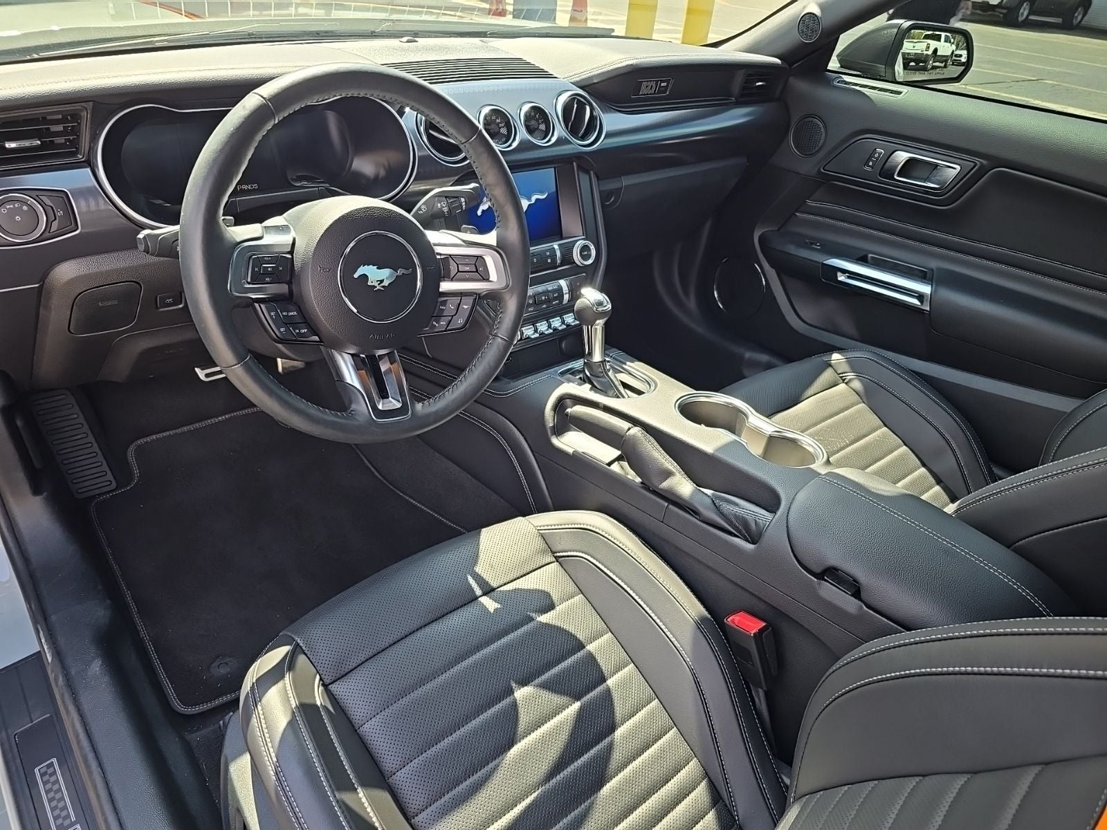 2022 Ford Mustang Mach 1