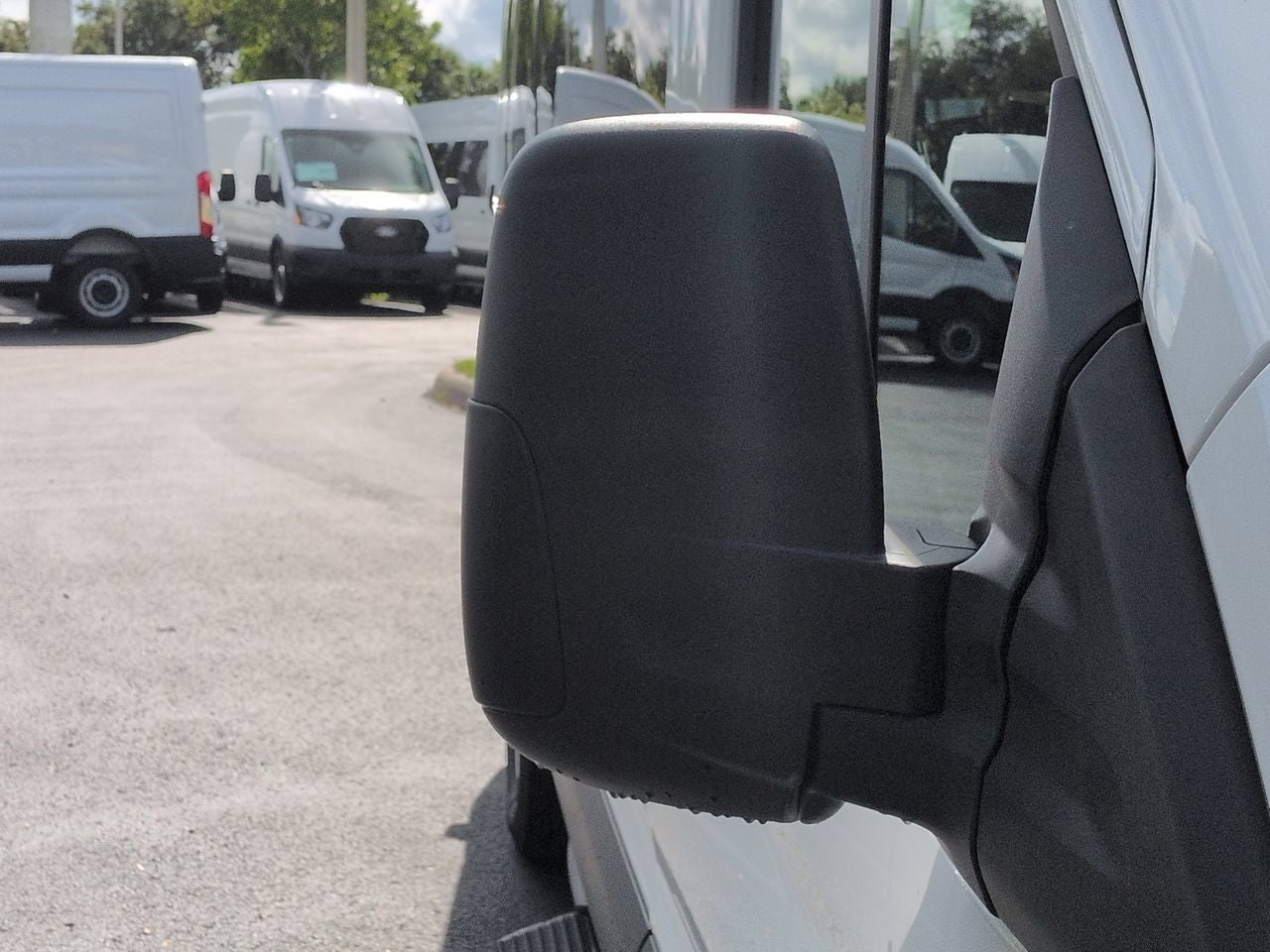 2024 Ford Transit-350 XL 15-PASS.