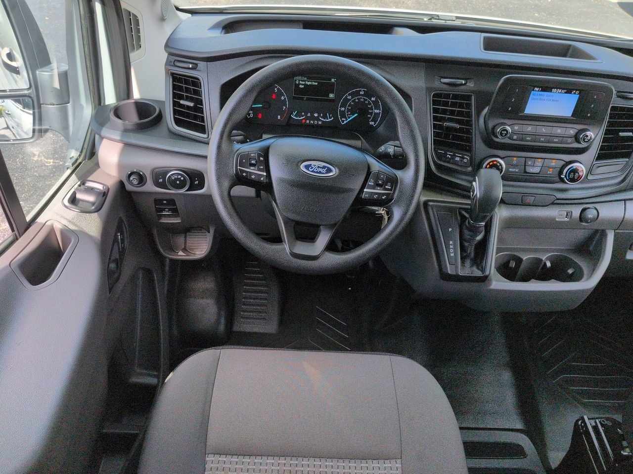 2024 Ford Transit-350 XL 15-PASS.