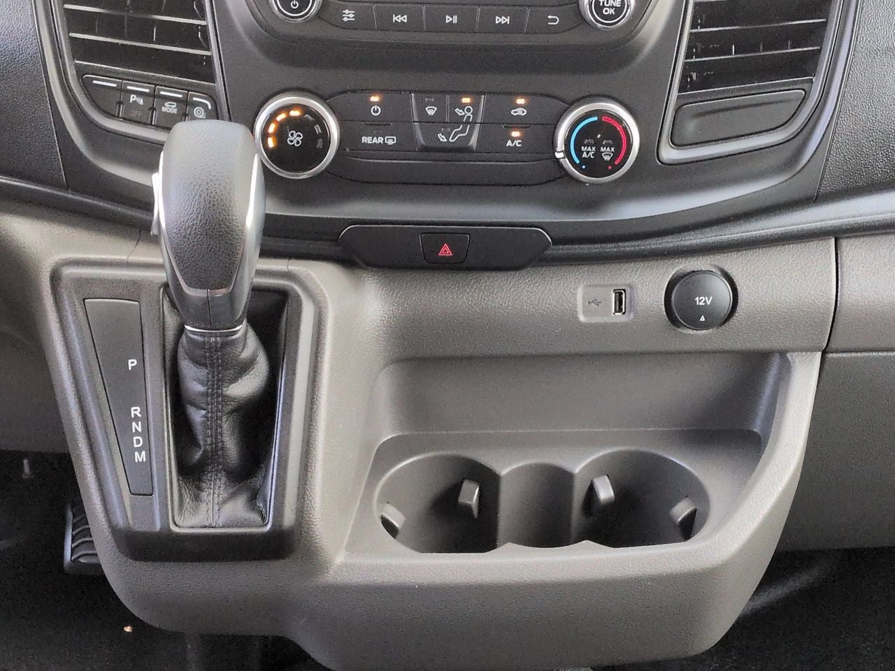 2024 Ford Transit-350 XL 15-PASS.