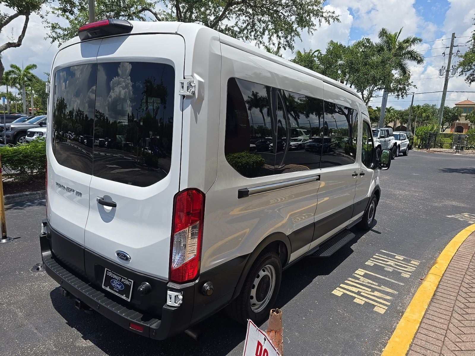 2024 Ford Transit-350 XL