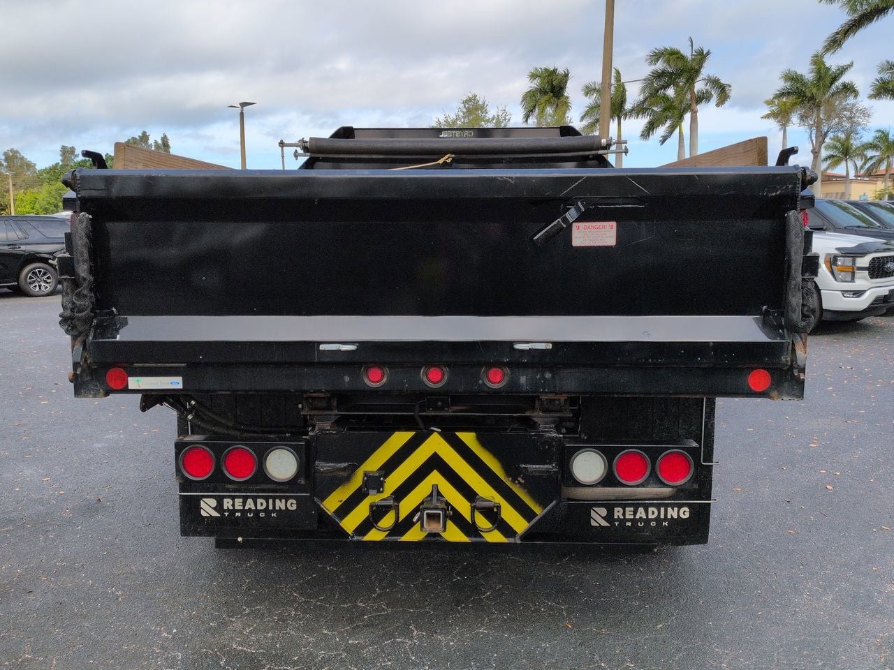 2023 Ford F-550SD XL DRW