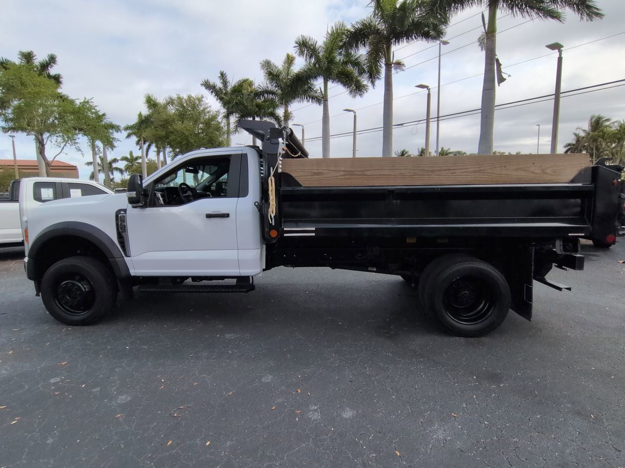 2023 Ford F-550SD XL DRW