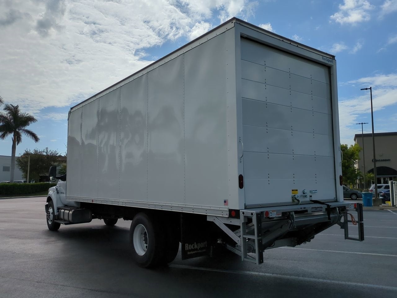 2025 Ford F-750SD Base