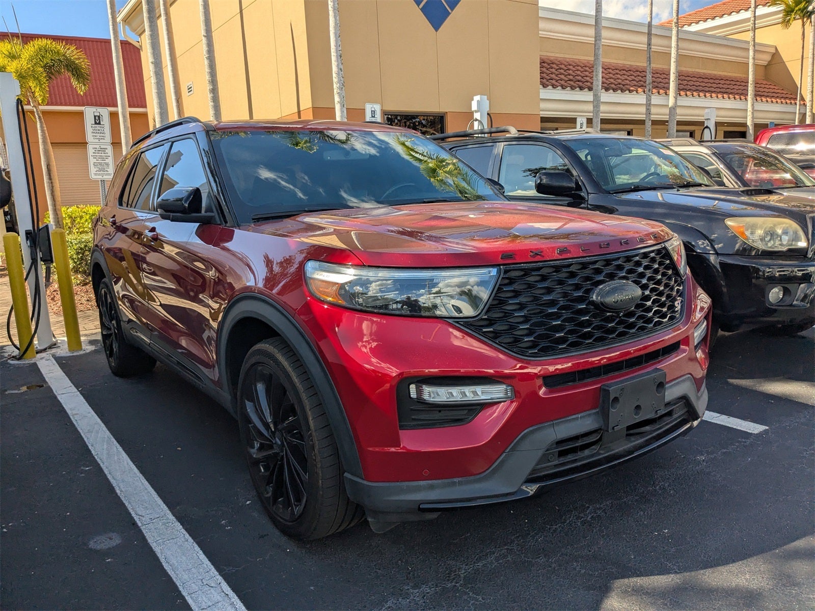 2023 Ford Explorer ST