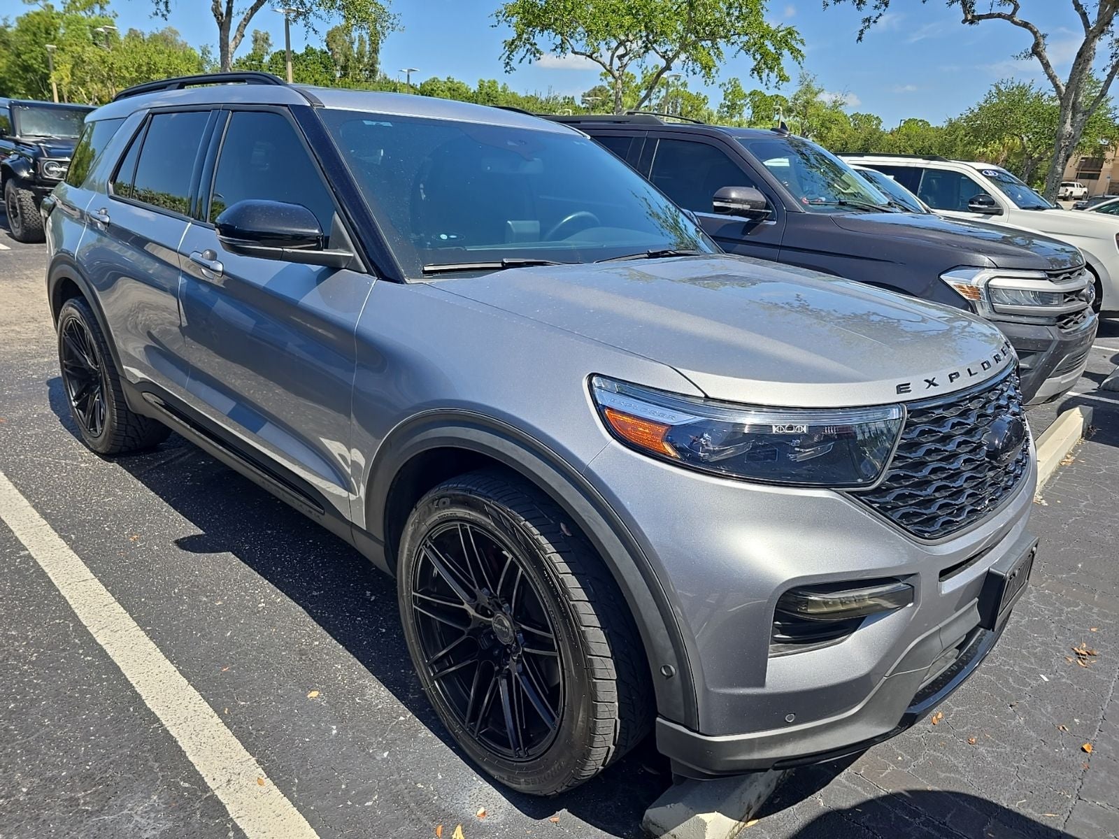 2022 Ford Explorer ST