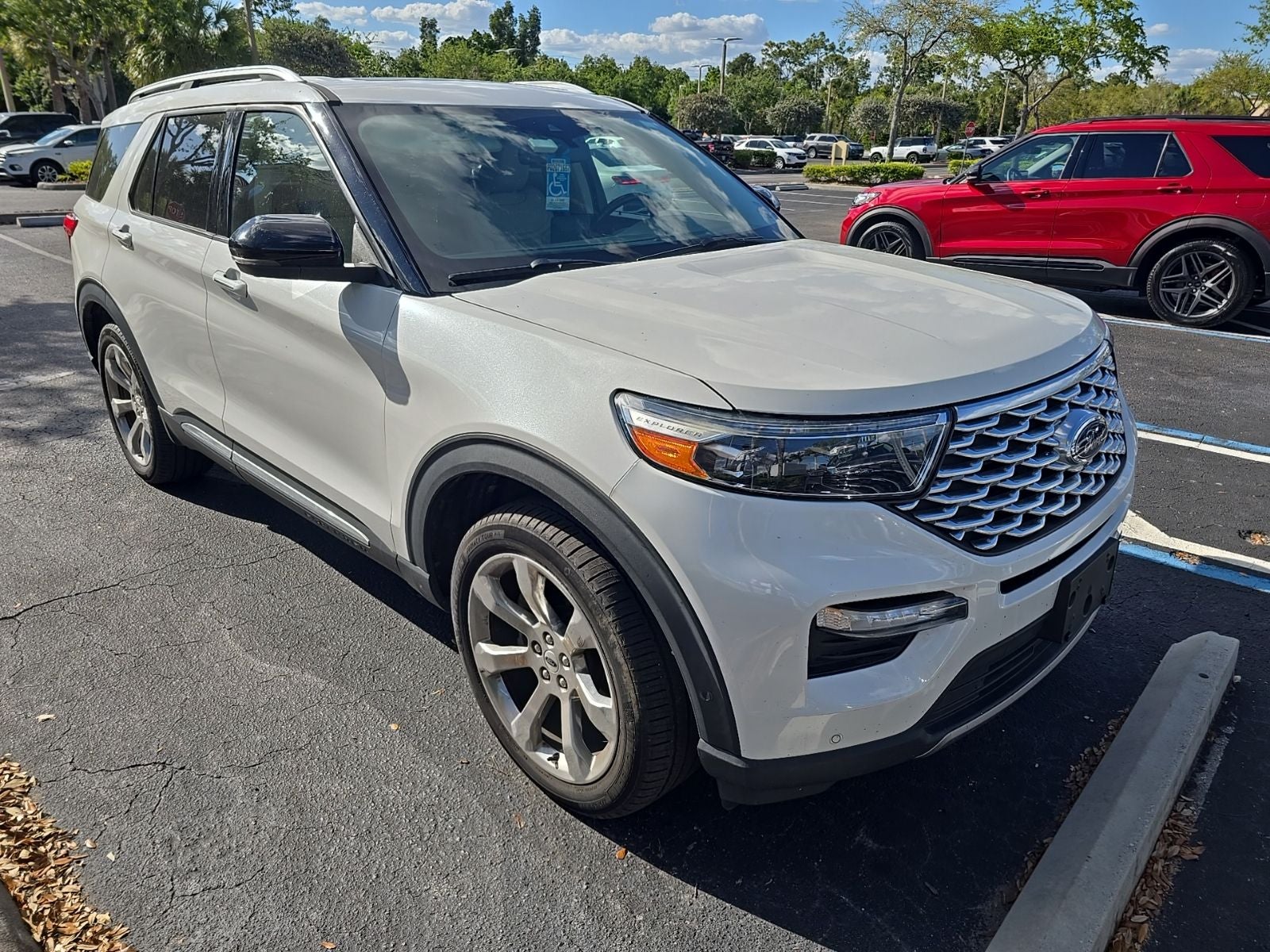 2020 Ford Explorer Platinum