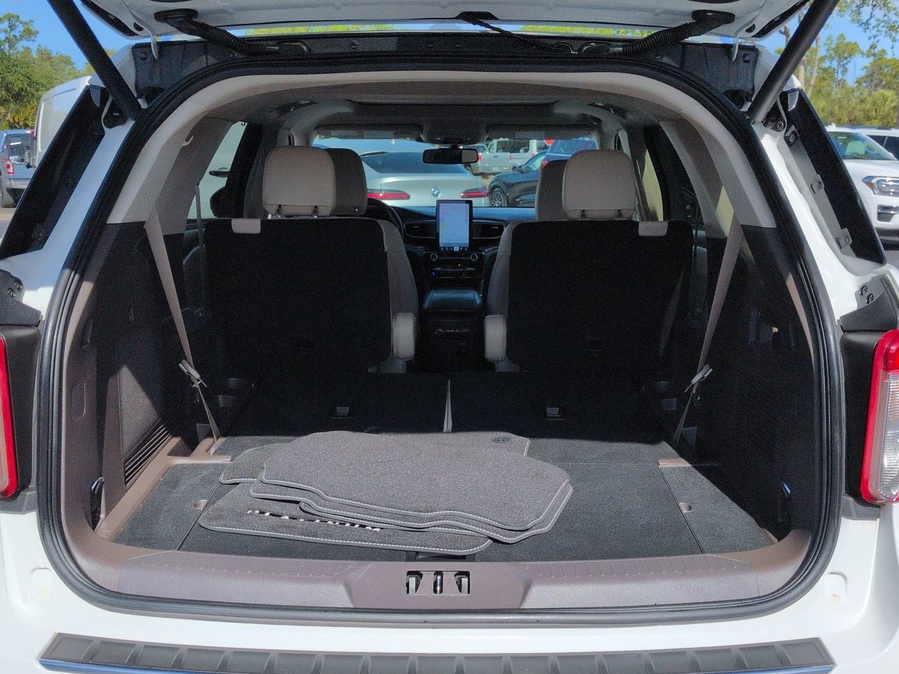 2024 Ford Explorer Platinum