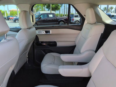 2024 Ford Explorer Platinum