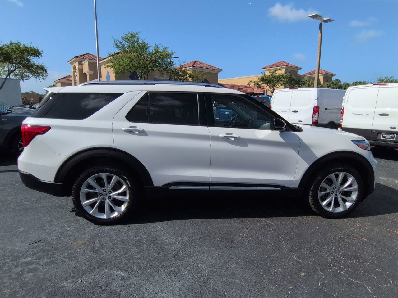 2024 Ford Explorer Platinum