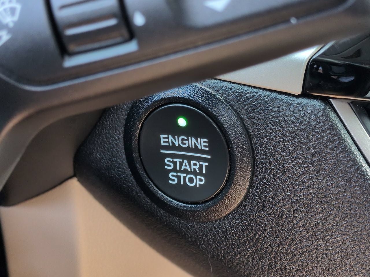 2021 Ford Escape Hybrid SEL