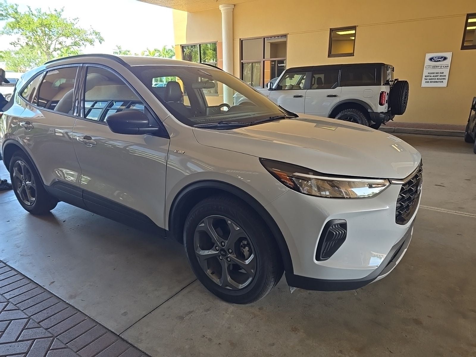2025 Ford Escape ST-Line