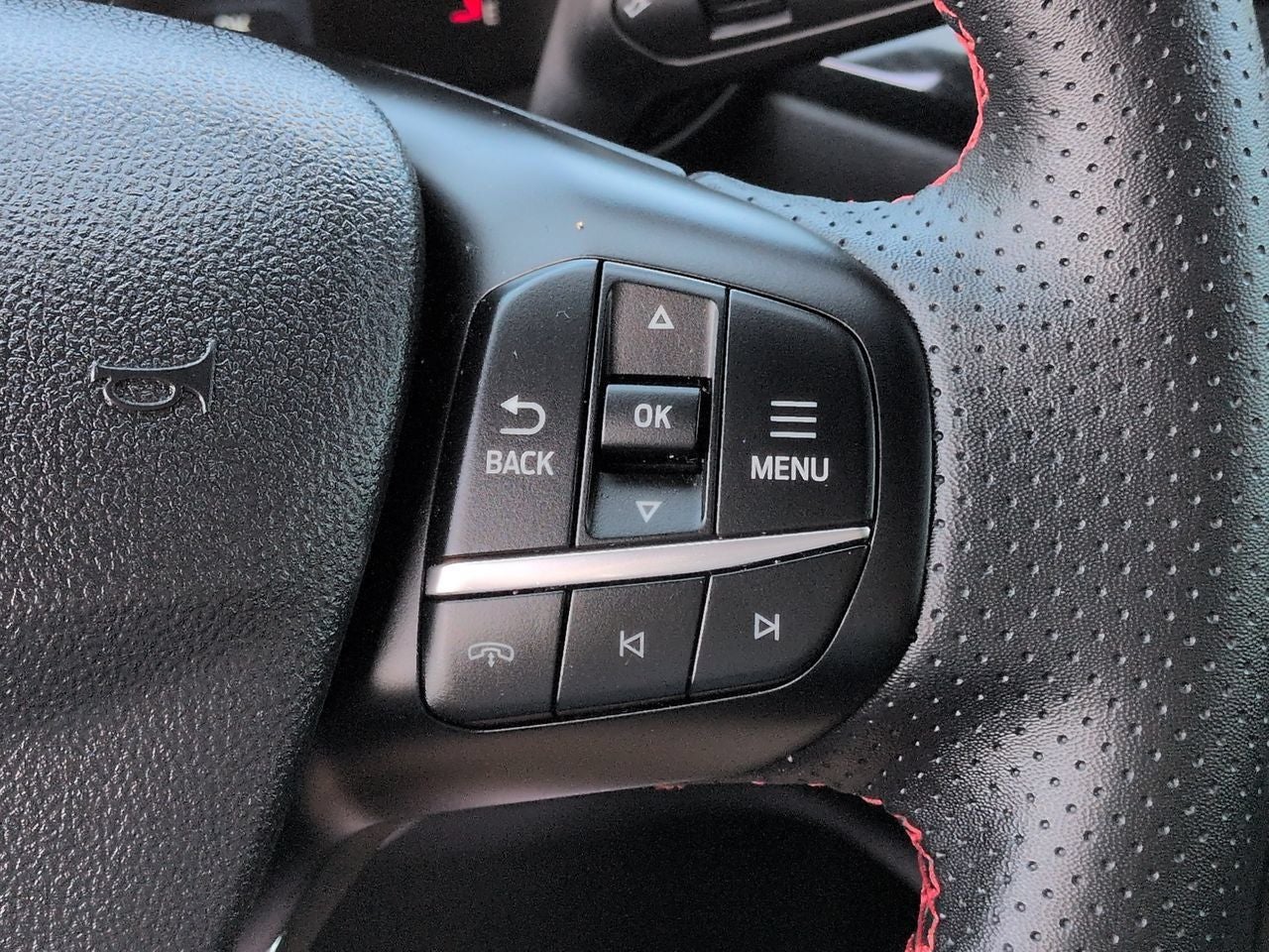 2025 Ford Escape Hybrid ST-Line