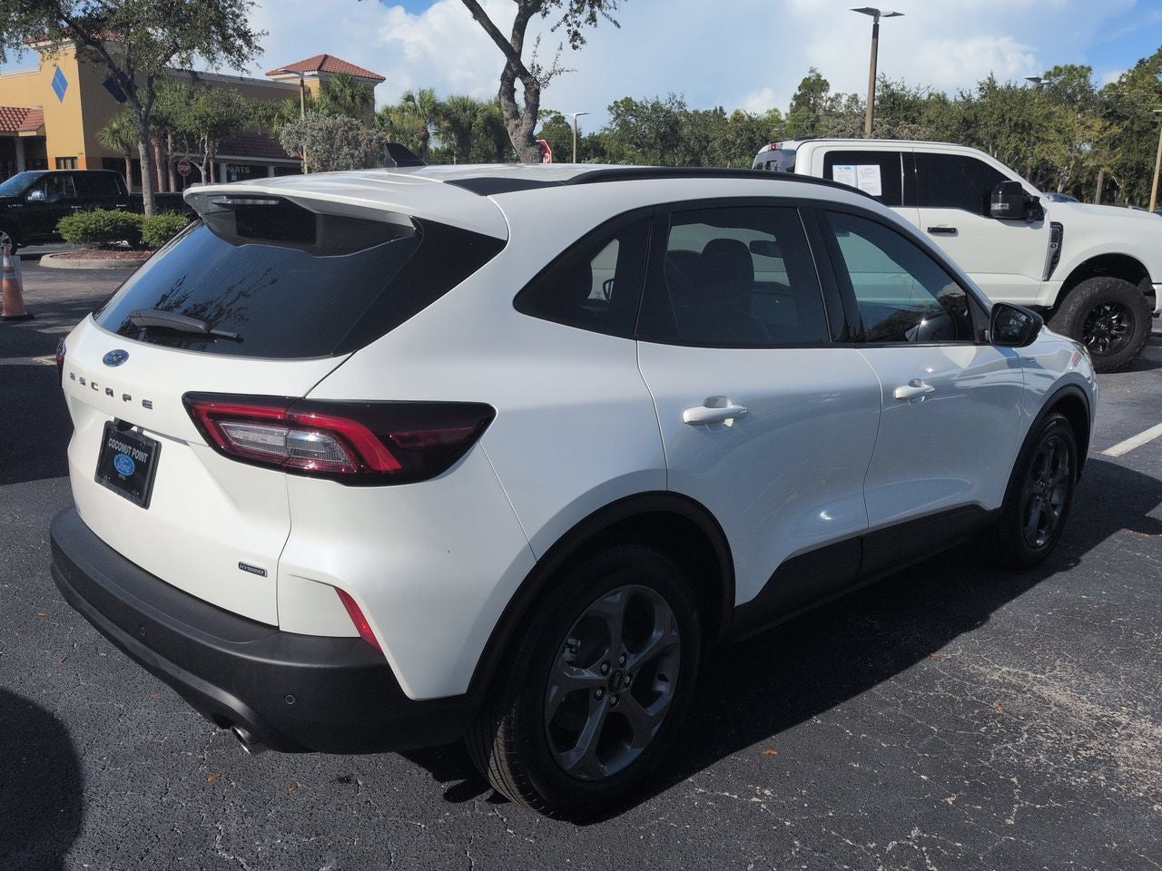 2025 Ford Escape Hybrid ST-Line