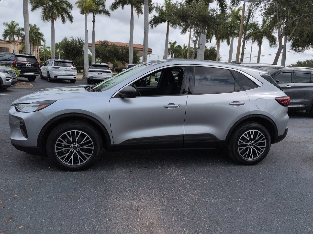 2023 Ford Escape Hybrid Active