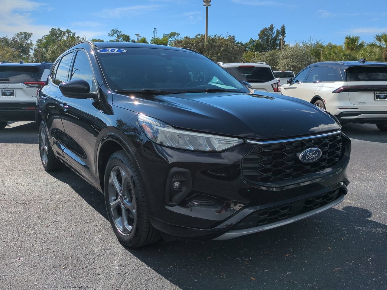 2024 Ford Escape Hybrid ST-Line Select