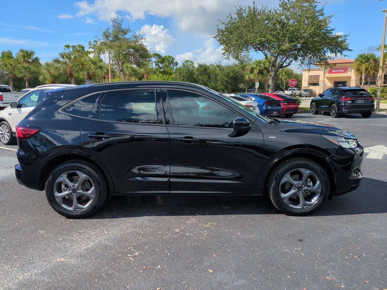 2024 Ford Escape Hybrid ST-Line Select