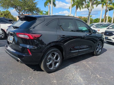 2024 Ford Escape Hybrid ST-Line Select