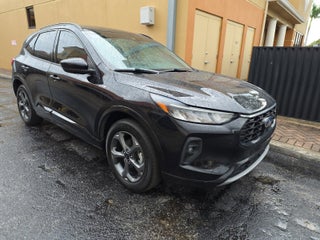 2024 Ford Escape Hybrid ST-Line Select