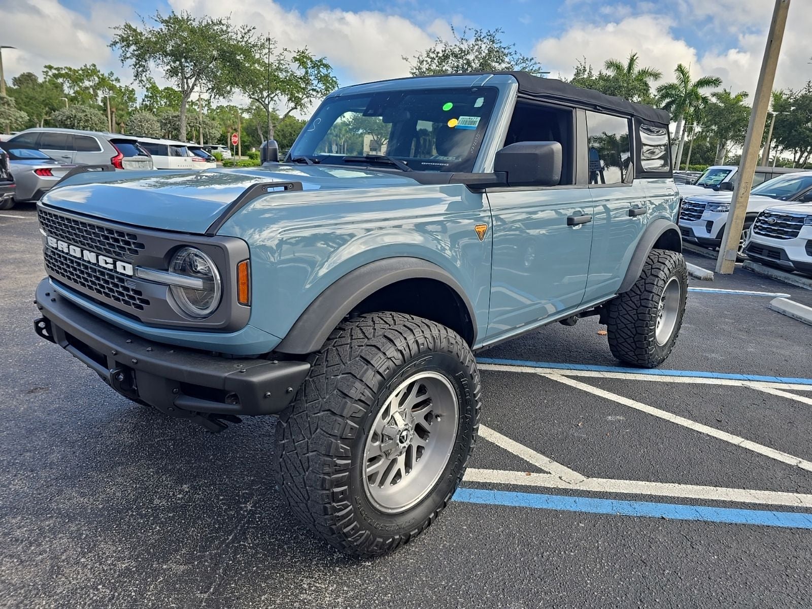 2022 Ford Bronco Badlands
