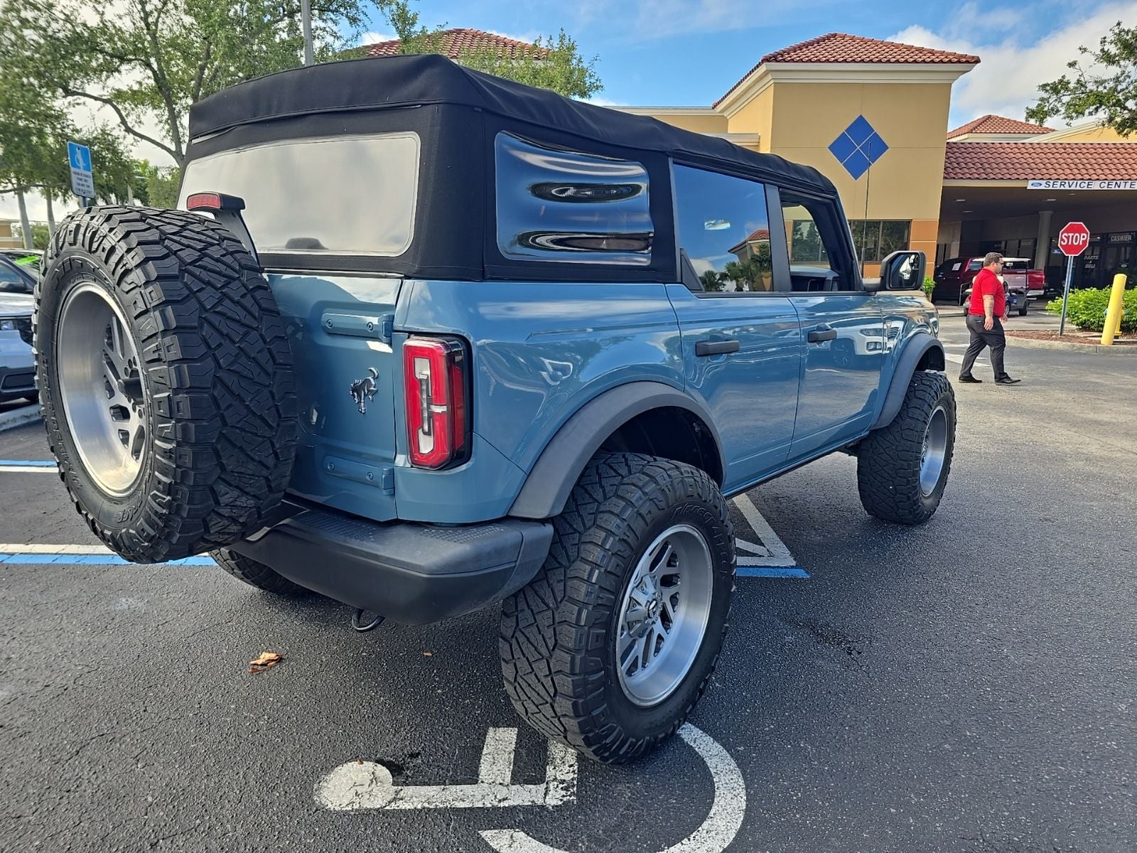 2022 Ford Bronco Badlands