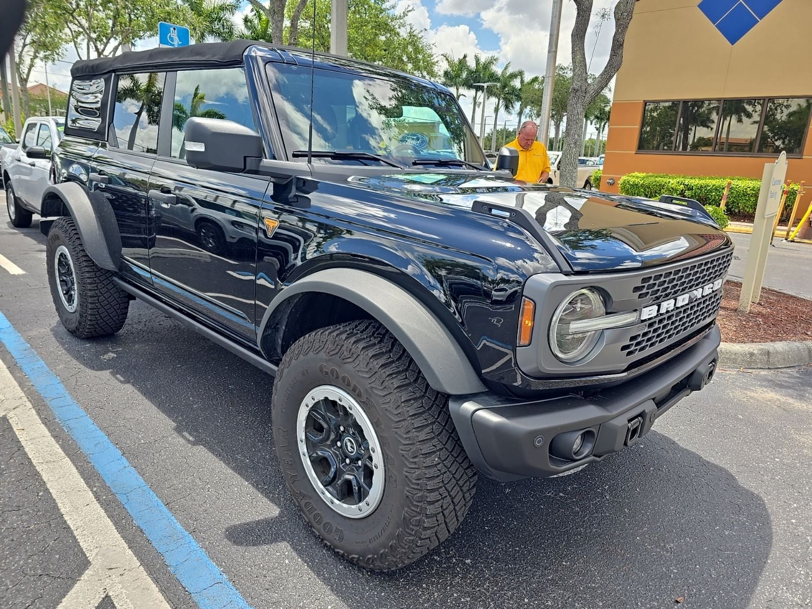 2022 Ford Bronco Badlands