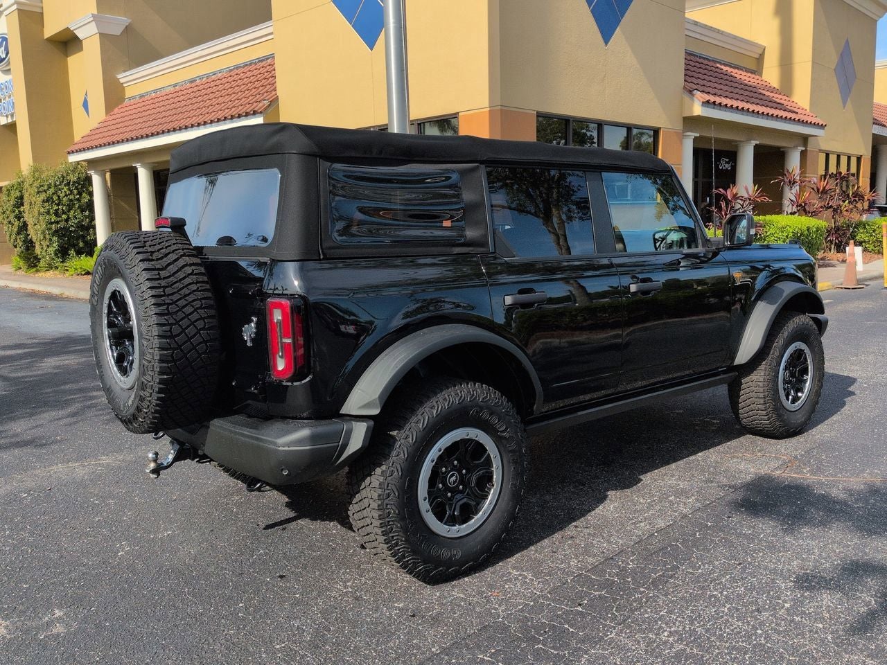2022 Ford Bronco Badlands