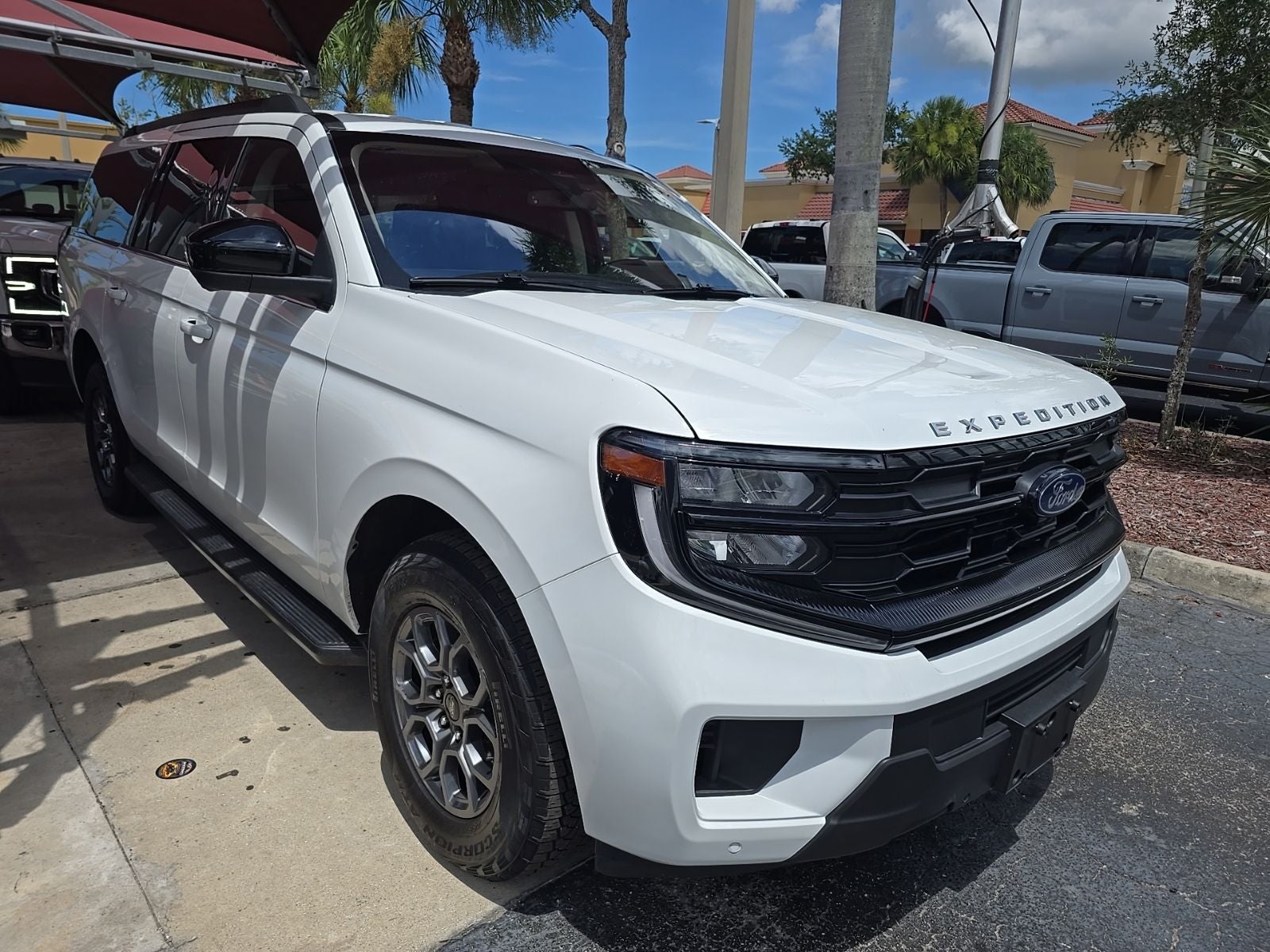 2025 Ford Expedition Max Active