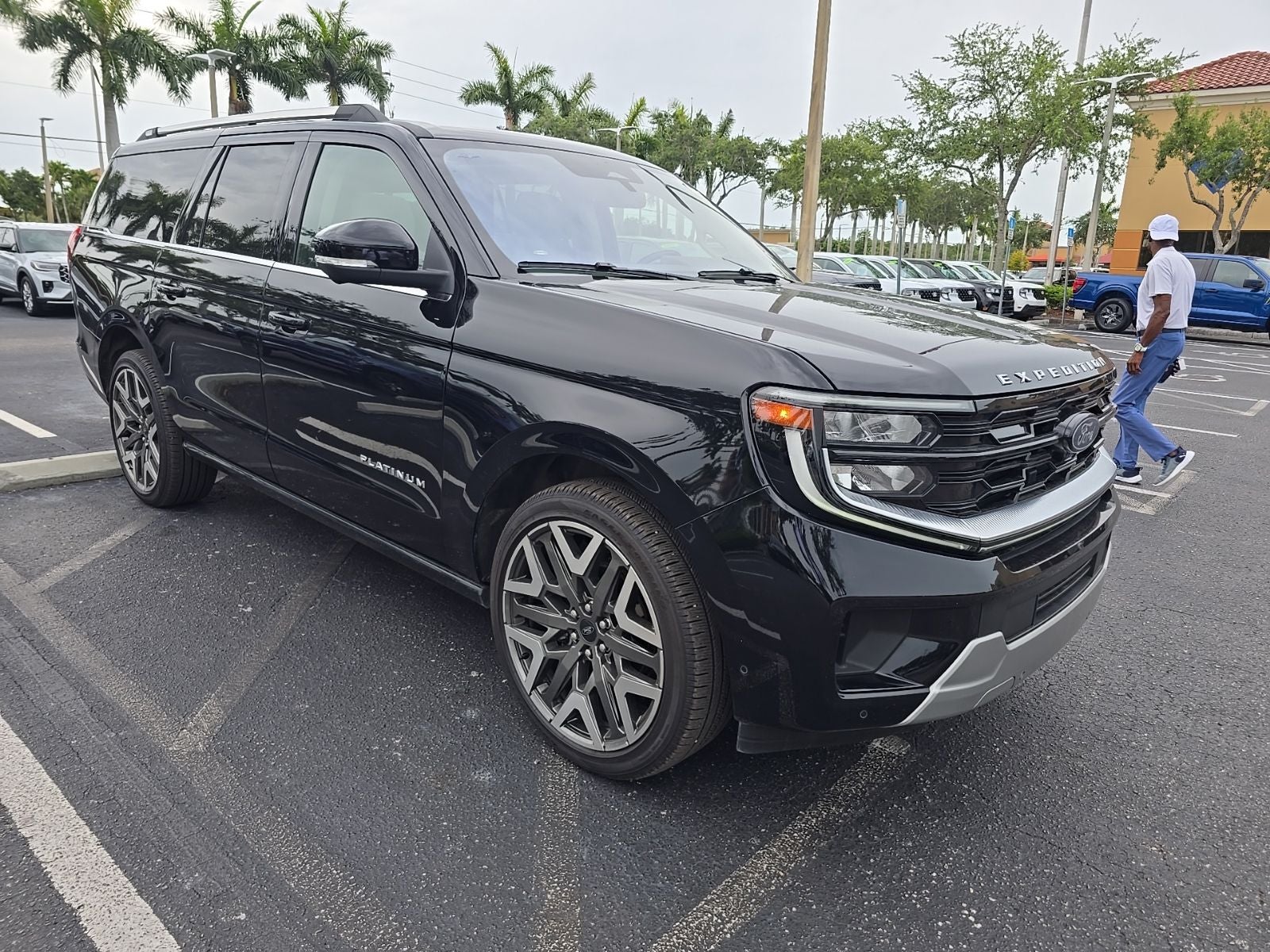 2025 Ford Expedition Max Platinum