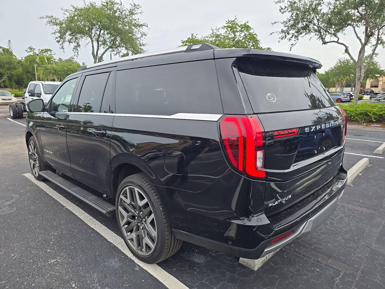 2025 Ford Expedition Max Platinum
