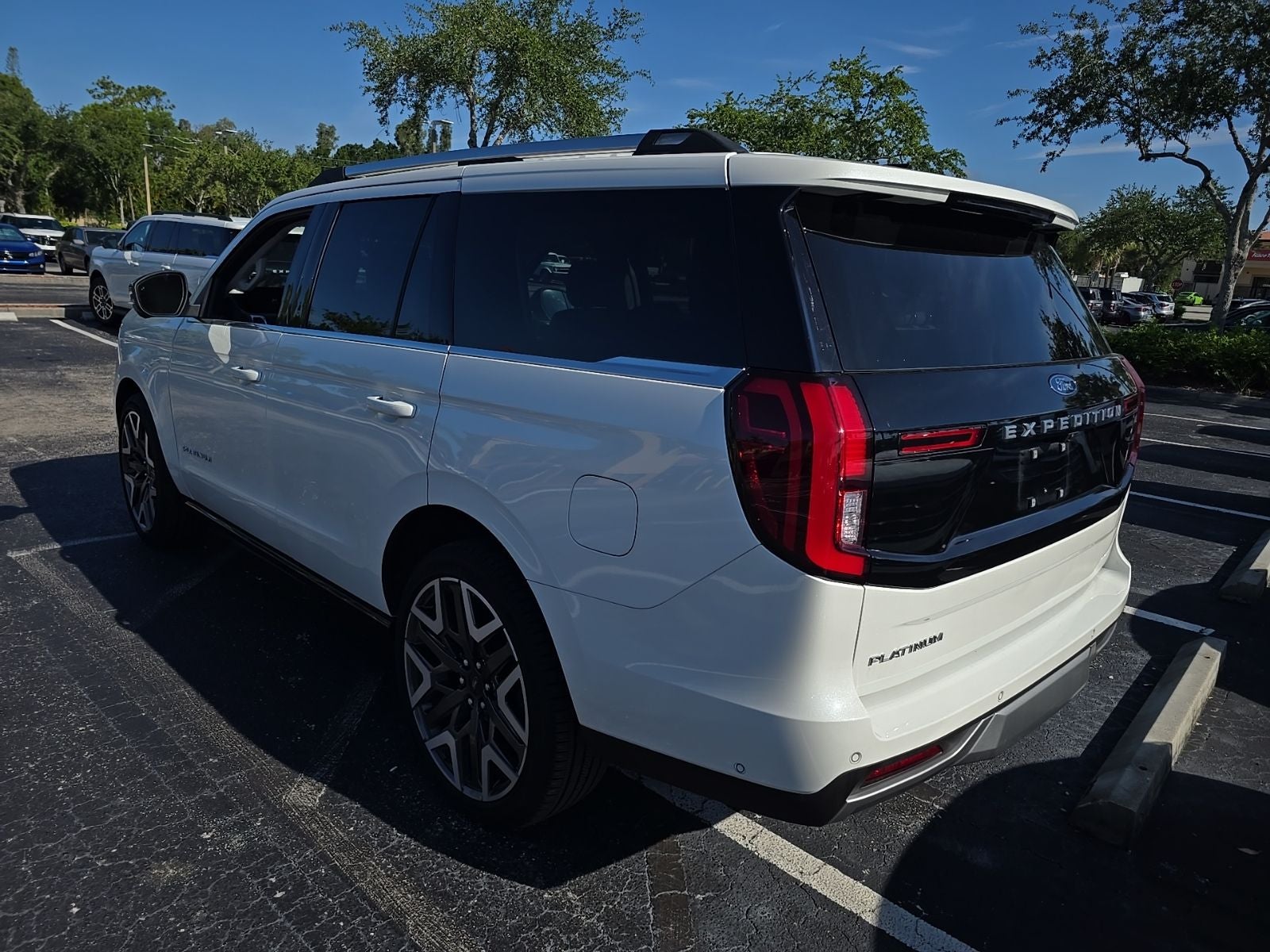 2025 Ford Expedition Platinum
