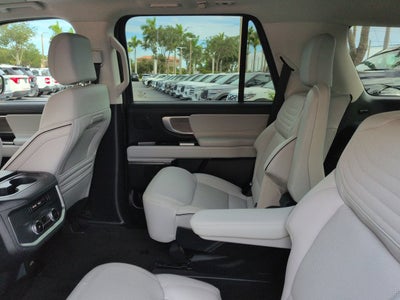 2025 Ford Expedition Platinum ULTIMATE