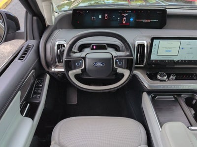2025 Ford Expedition Platinum ULTIMATE