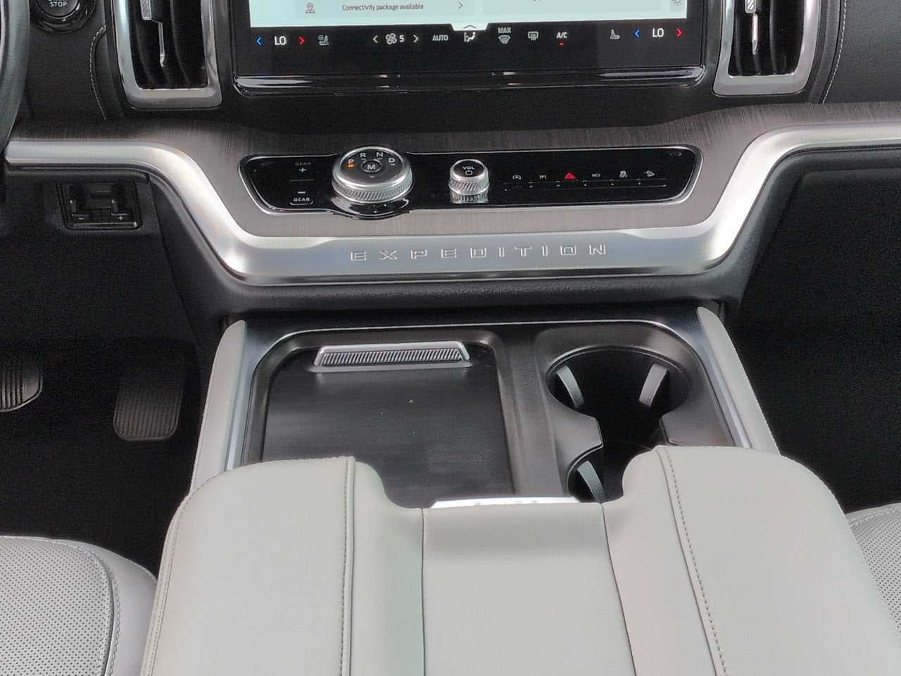 2025 Ford Expedition Platinum ULTIMATE