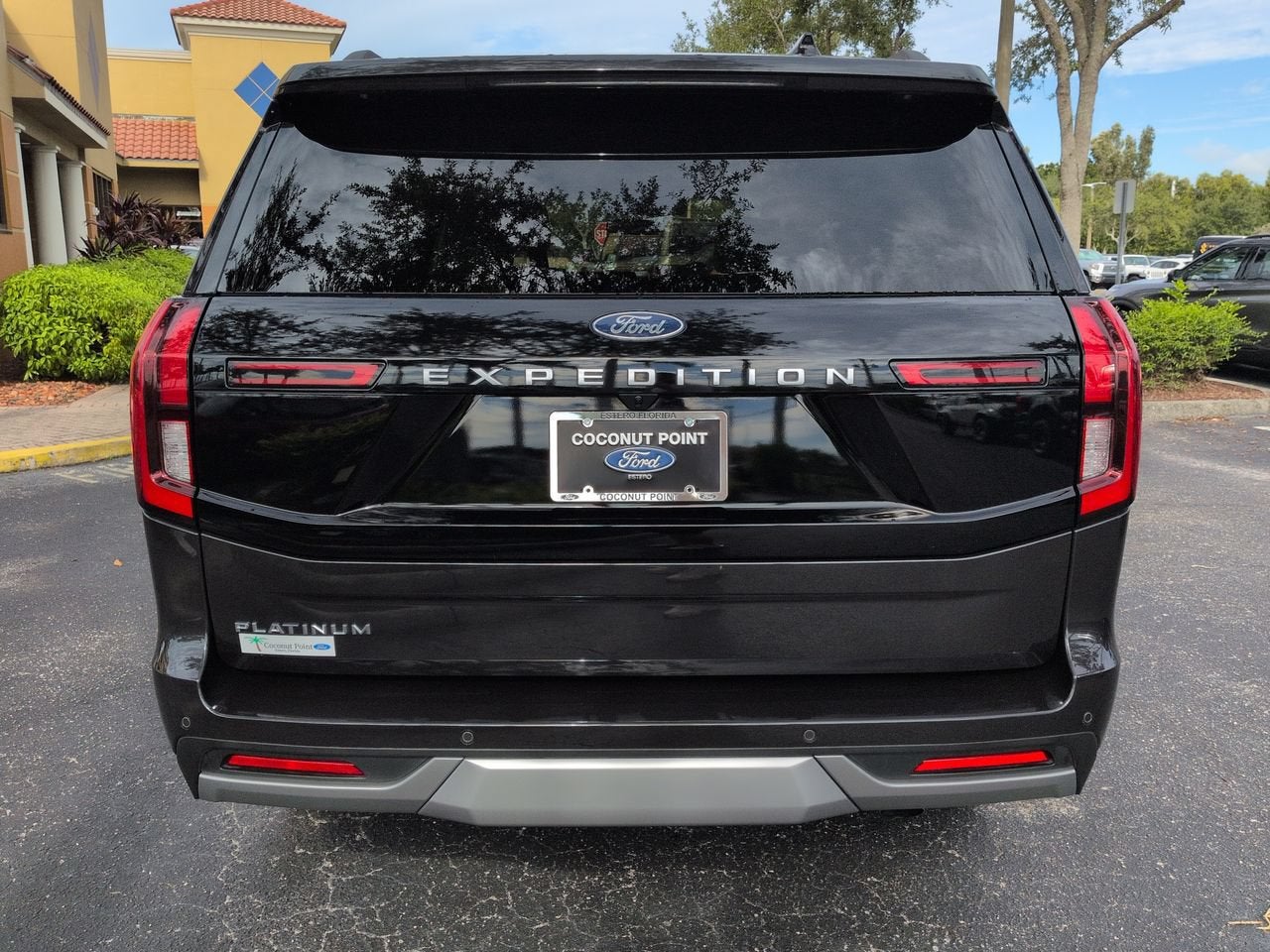 2025 Ford Expedition Platinum ULTIMATE