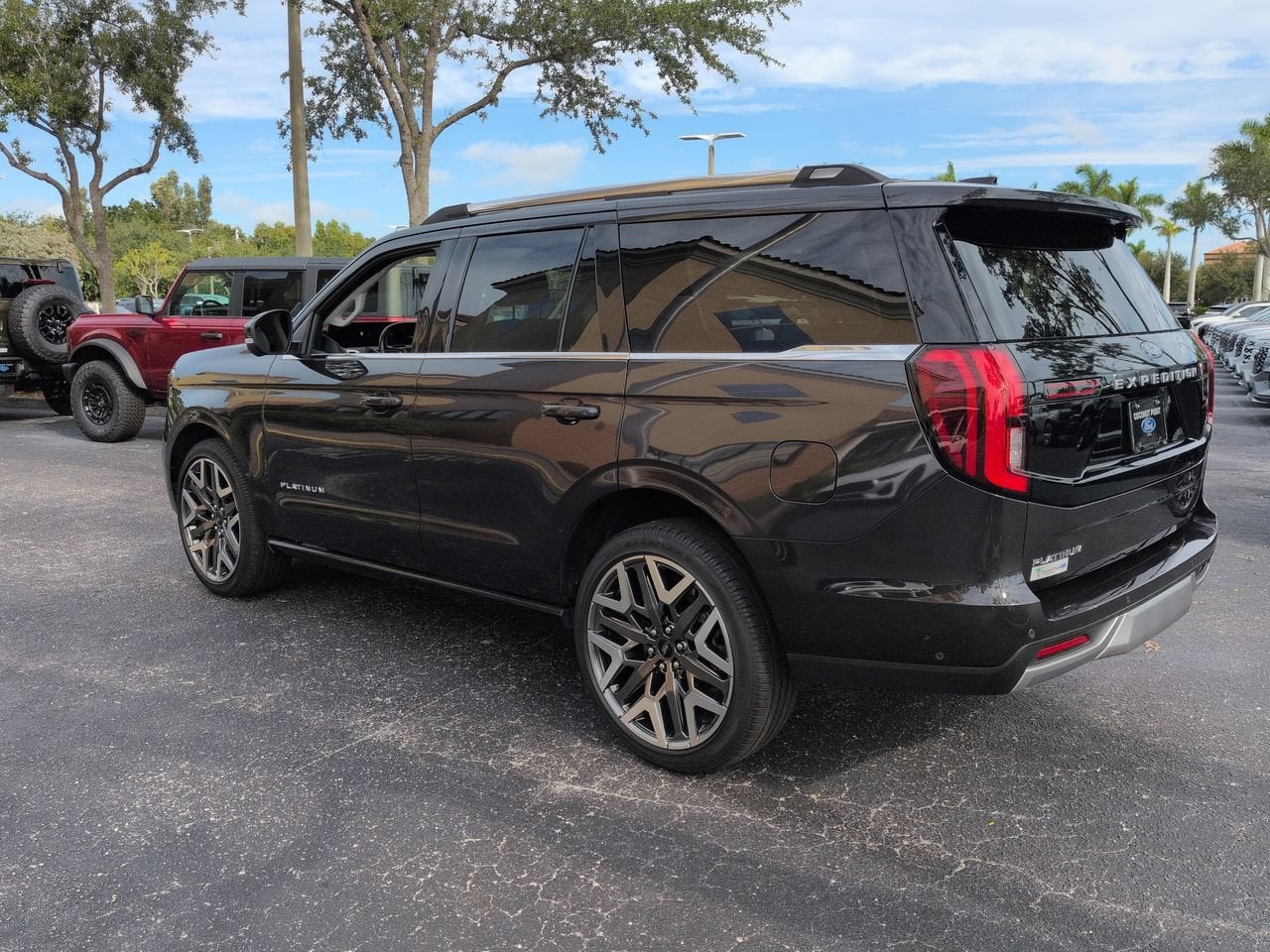 2025 Ford Expedition Platinum ULTIMATE