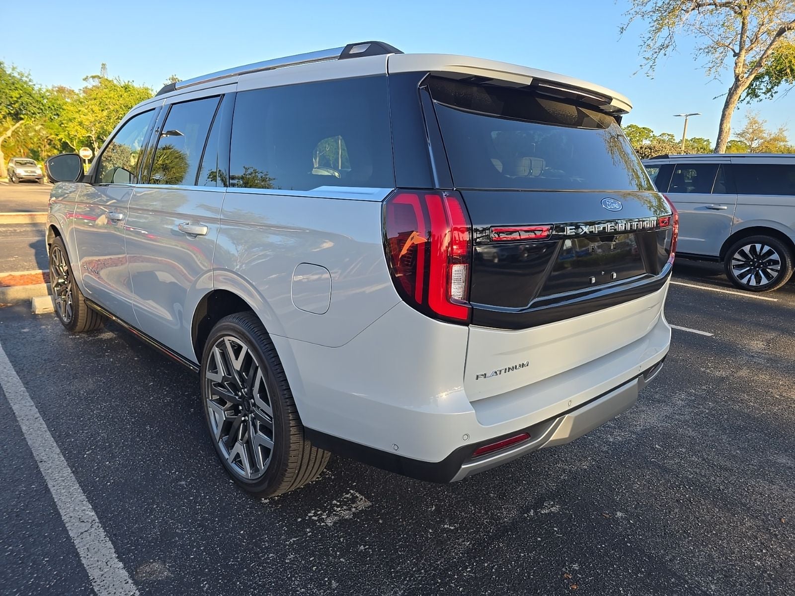 2025 Ford Expedition Platinum