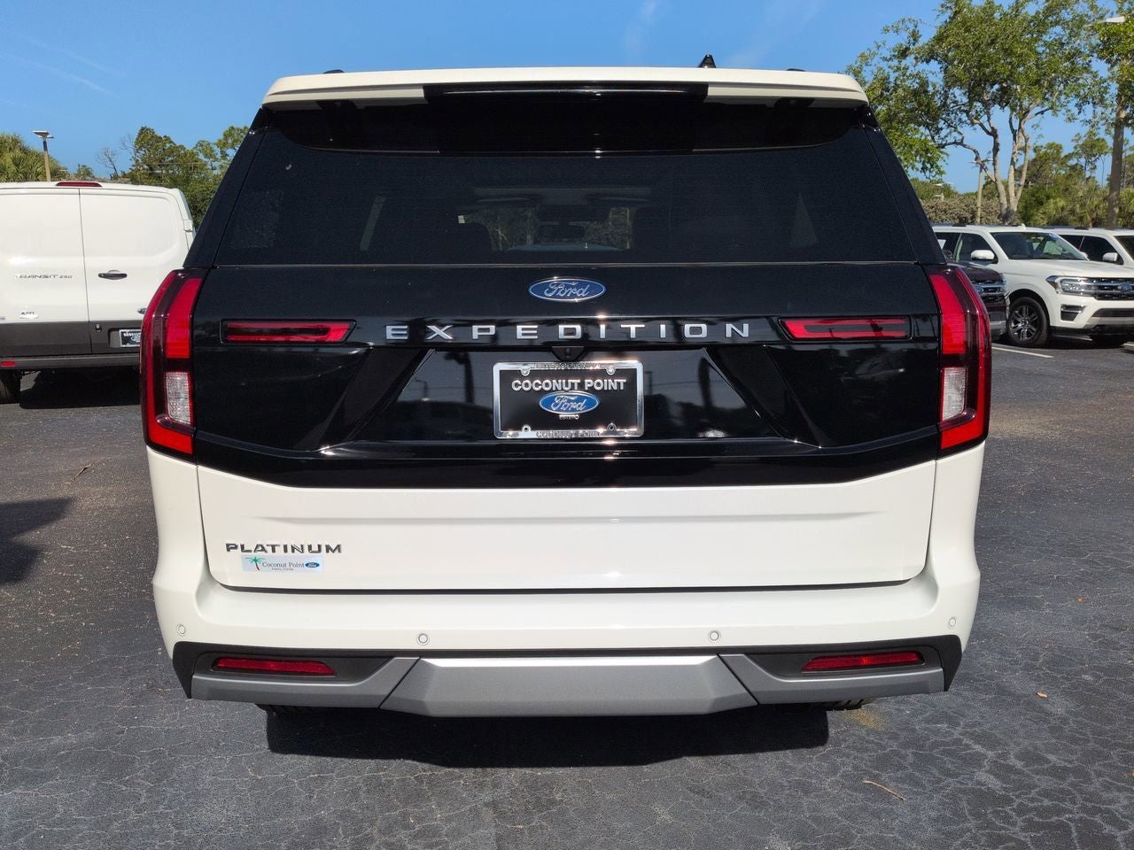 2025 Ford Expedition Platinum