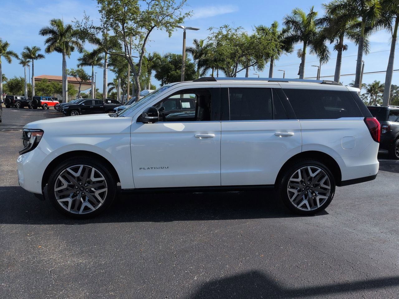 2025 Ford Expedition Platinum