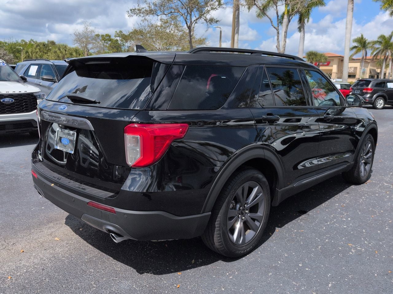 2023 Ford Explorer XLT