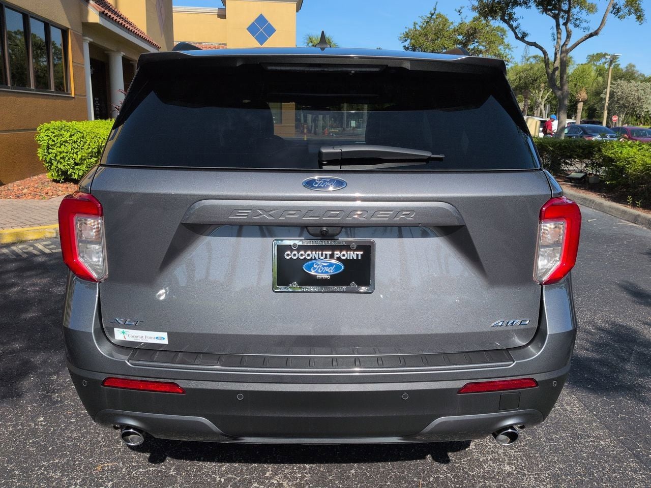 2023 Ford Explorer XLT