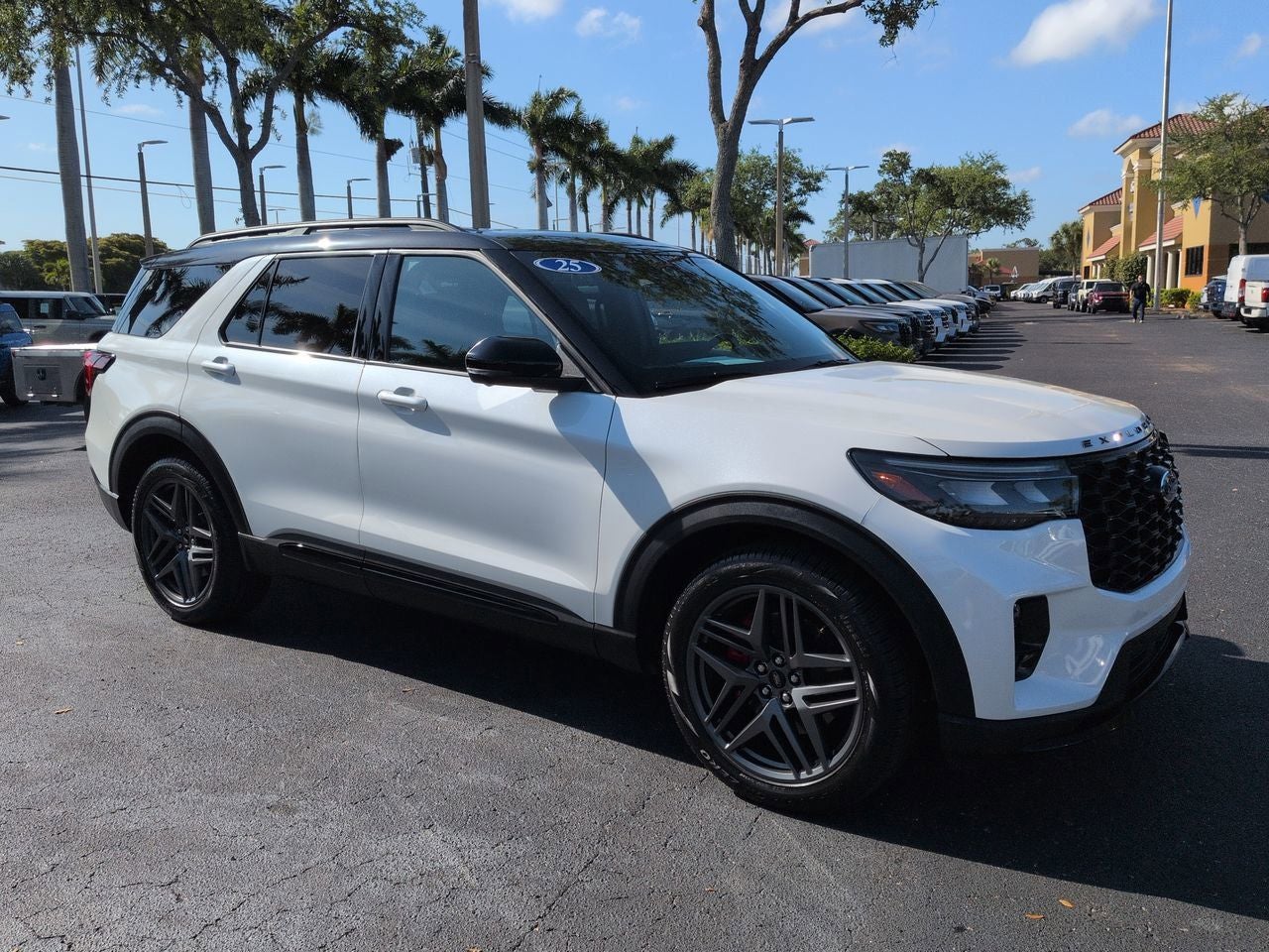 2025 Ford Explorer ST