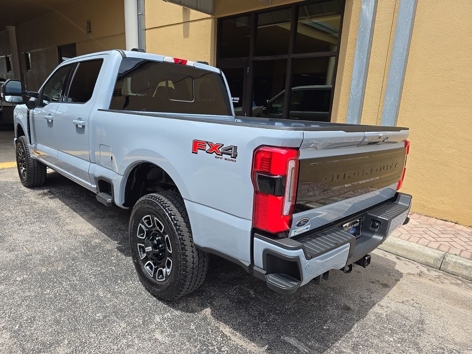 2026 Ford F-350SD Platinum