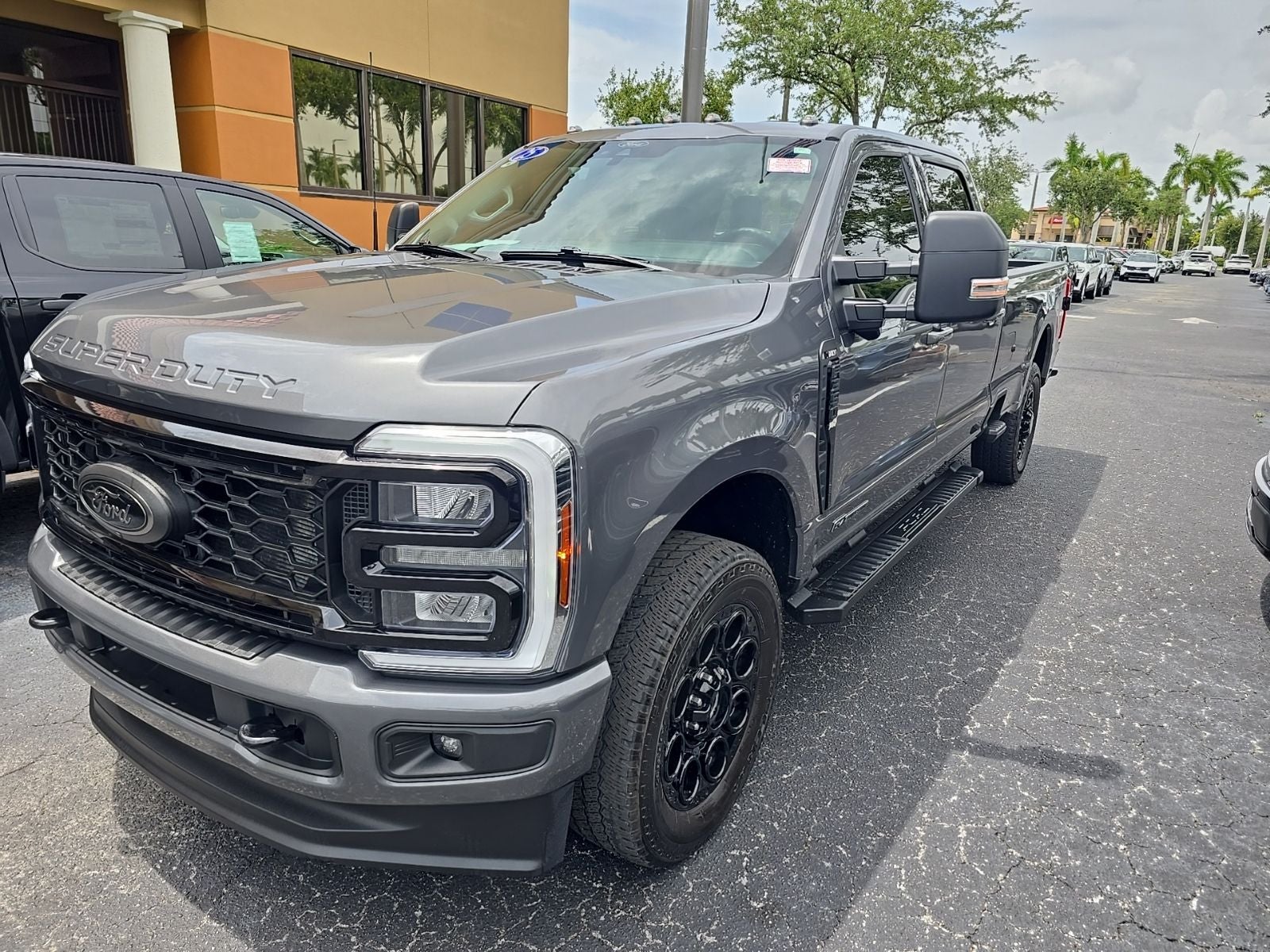 2025 Ford F-350SD XLT
