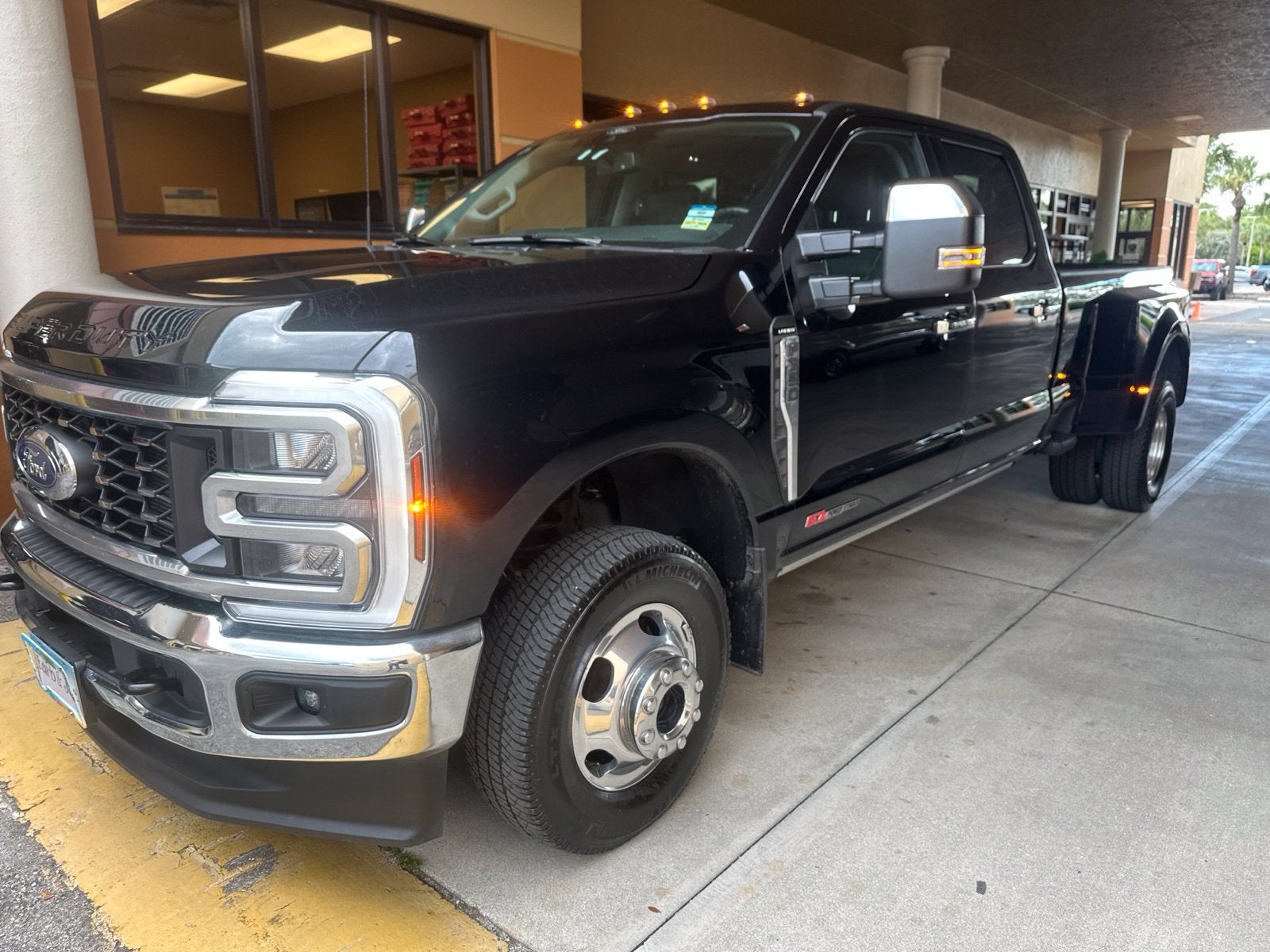2025 Ford F-350SD Lariat H. OUTPUT